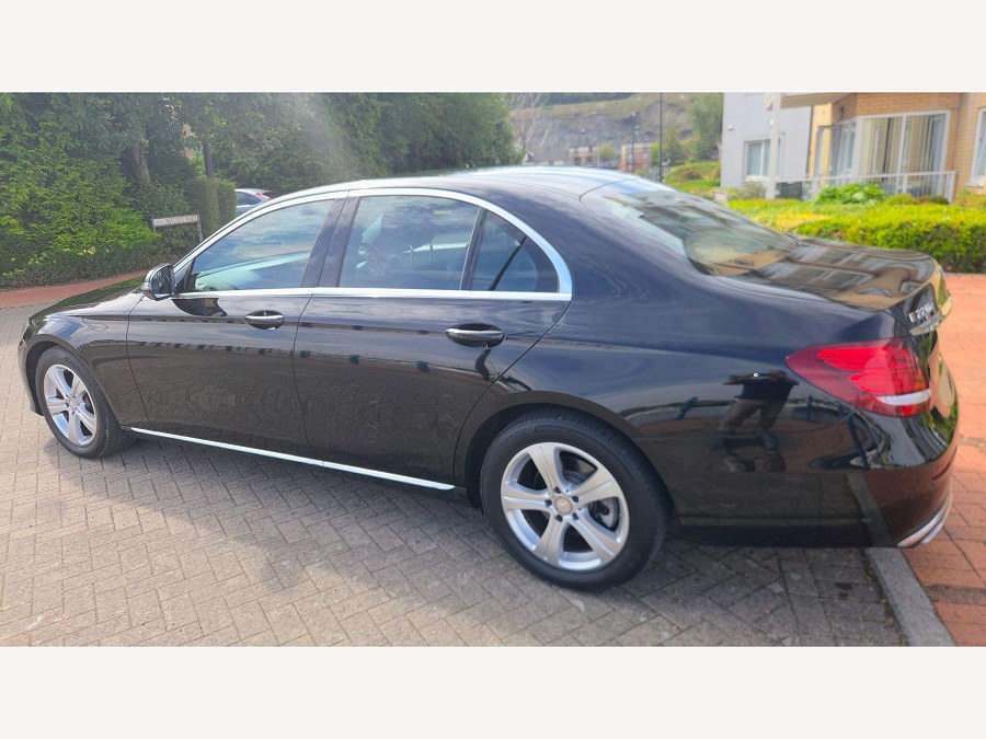 2016 Mercedes-Benz E Class photo 7
