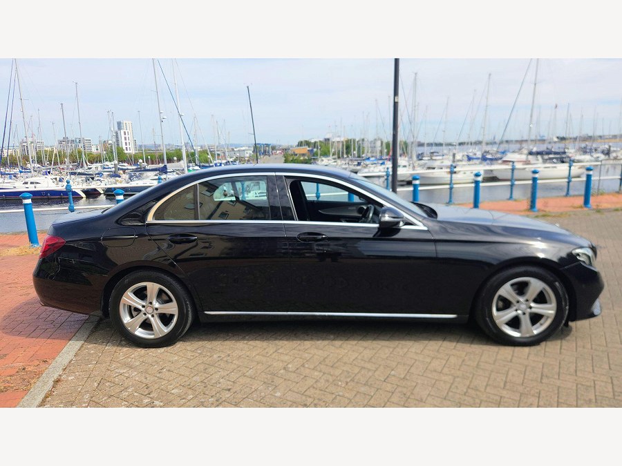 2016 Mercedes-Benz E Class photo 13