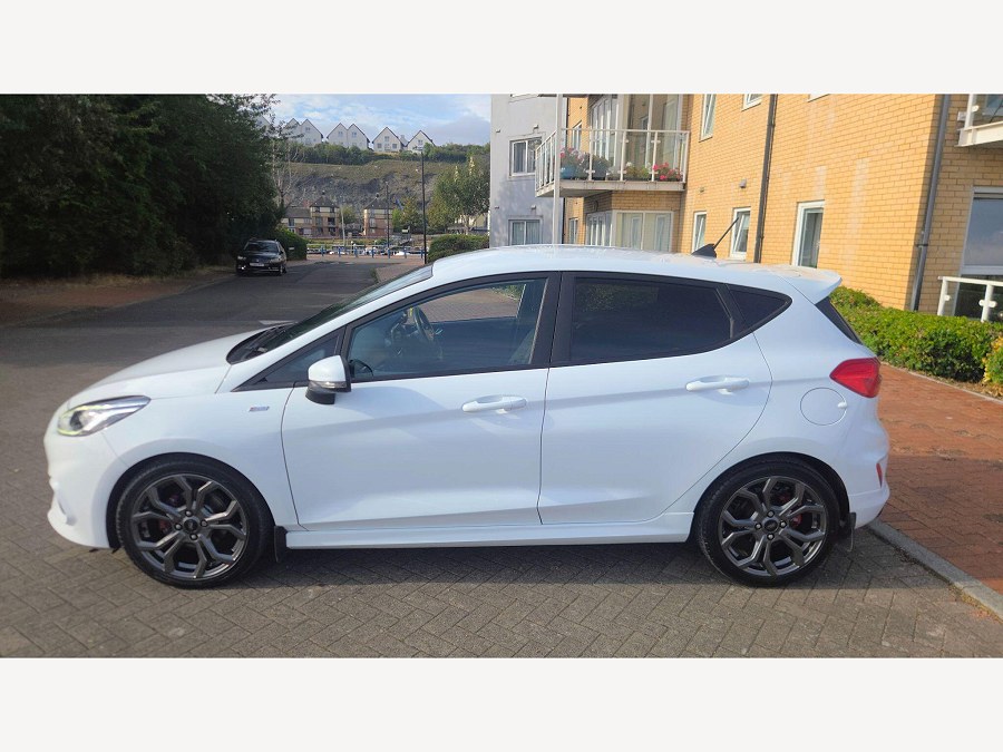 2019 Ford Fiesta photo 9