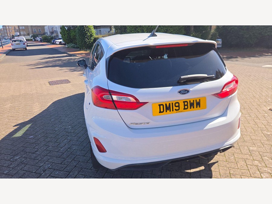 2019 Ford Fiesta photo 9