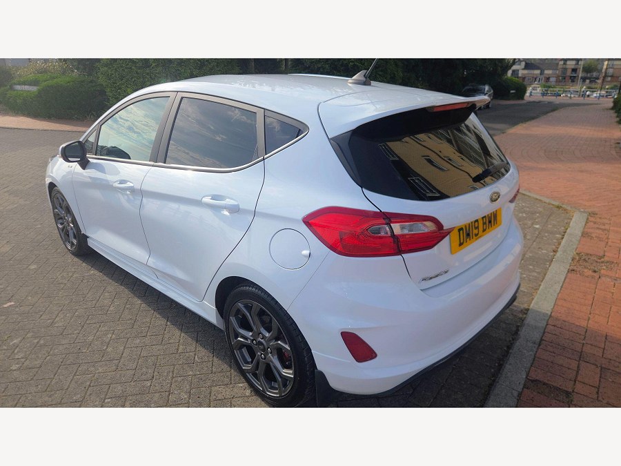 2019 Ford Fiesta photo 11