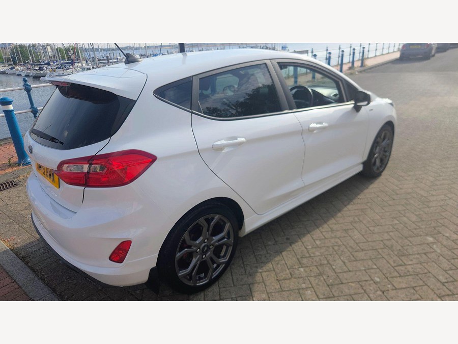 2019 Ford Fiesta photo 14