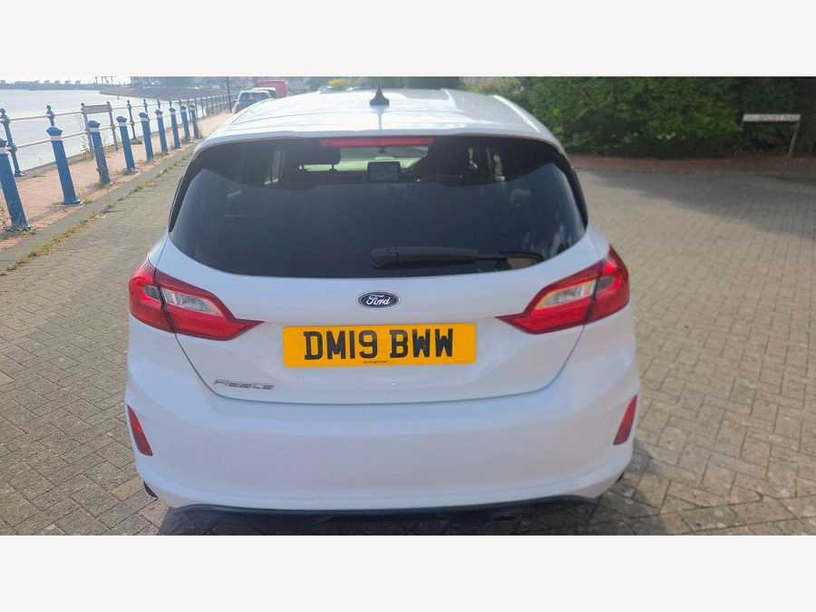 2019 Ford Fiesta photo 13