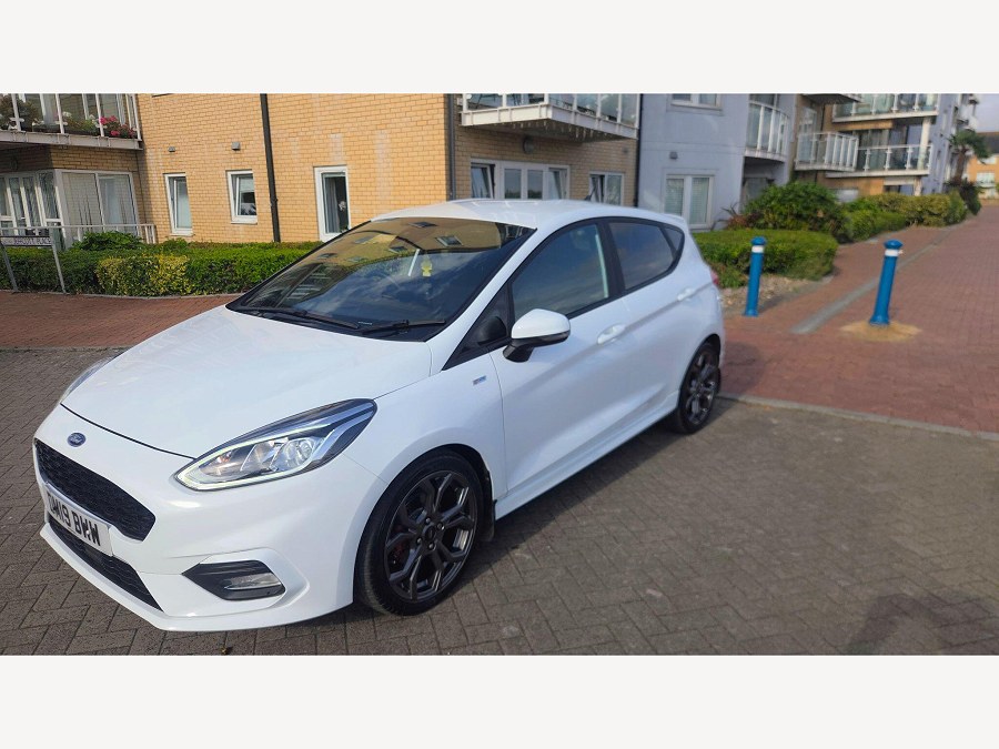 2019 Ford Fiesta photo 8