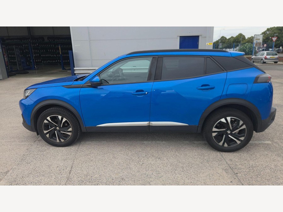 2021 Peugeot 2008 photo 8