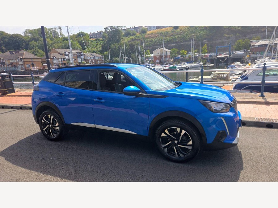 2021 Peugeot 2008 photo 3