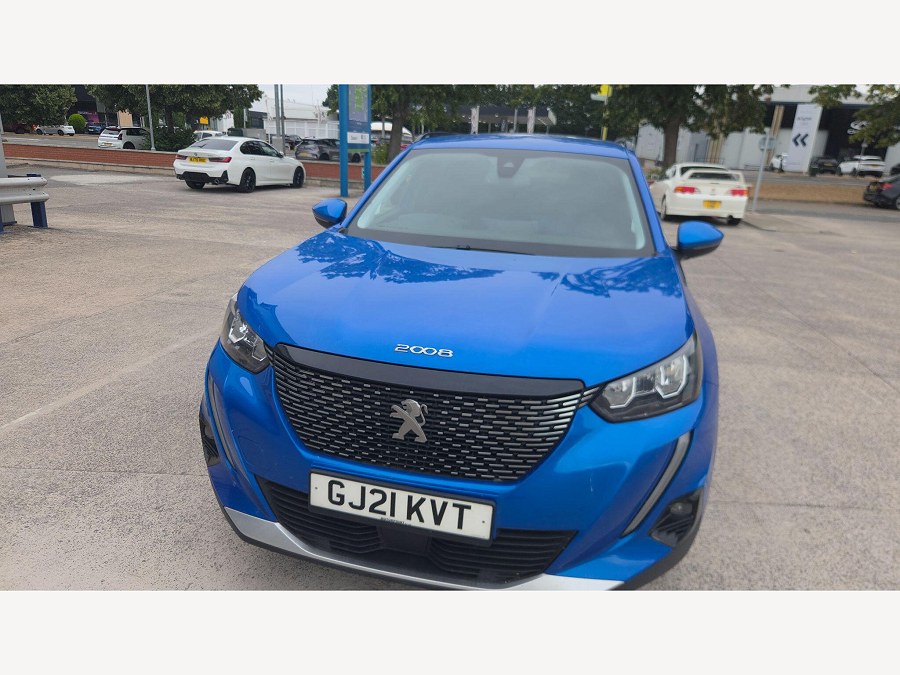 2021 Peugeot 2008 photo 5