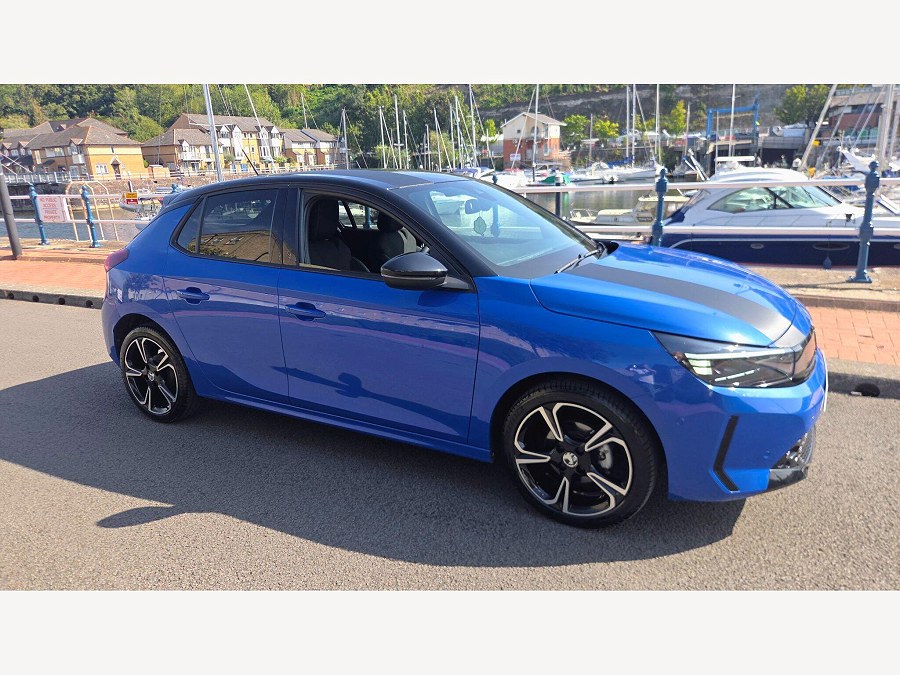 2024 Vauxhall Corsa photo 2