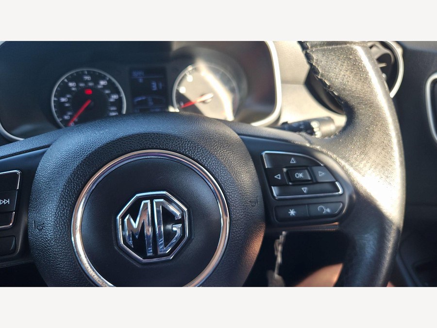 2018 MG MG ZS photo 14