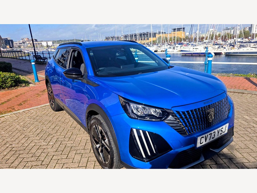 2023 Peugeot 2008 photo 4