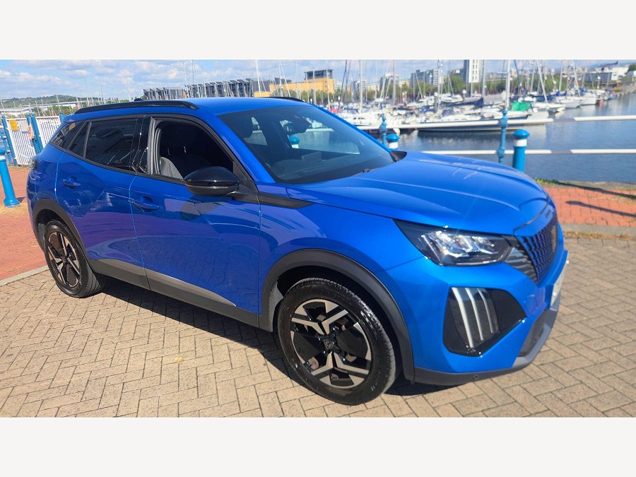 2023 Peugeot 2008 photo 4