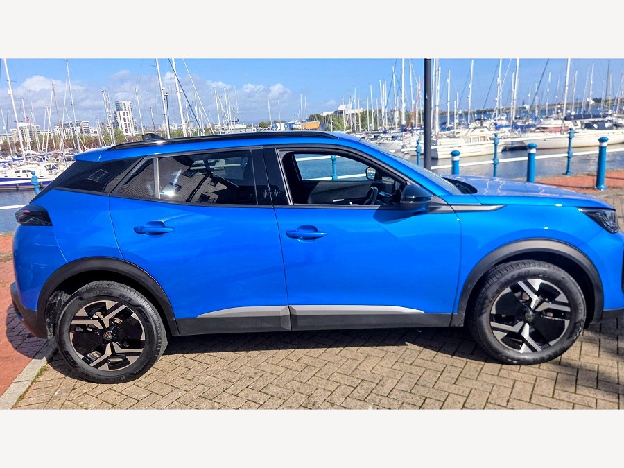 2023 Peugeot 2008 photo 14