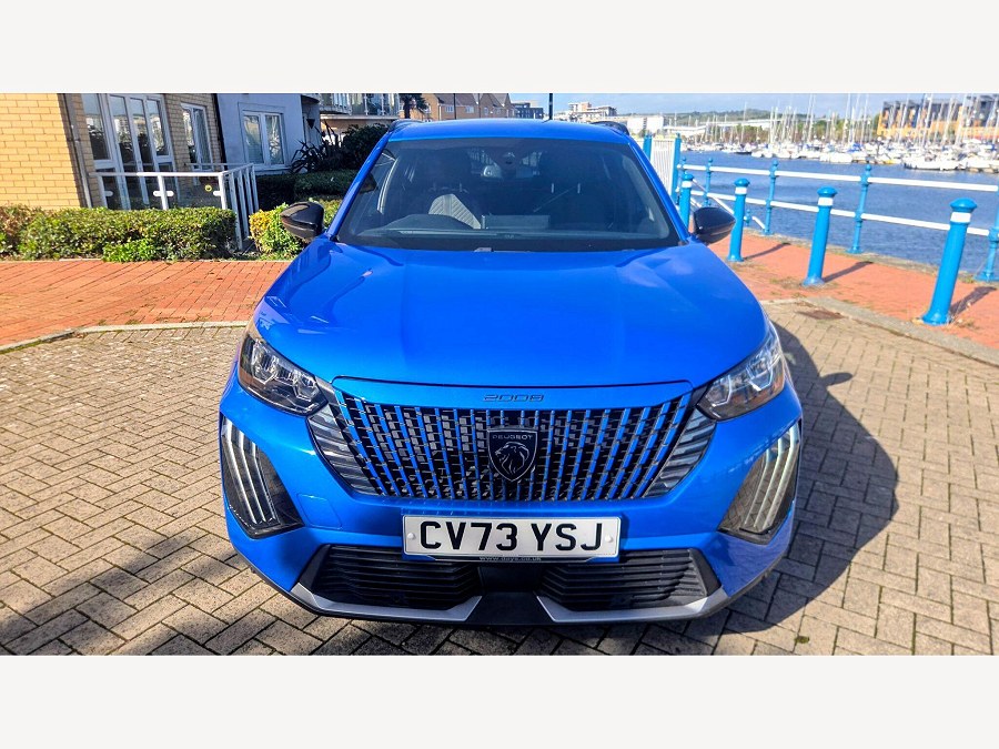 2023 Peugeot 2008 photo 5
