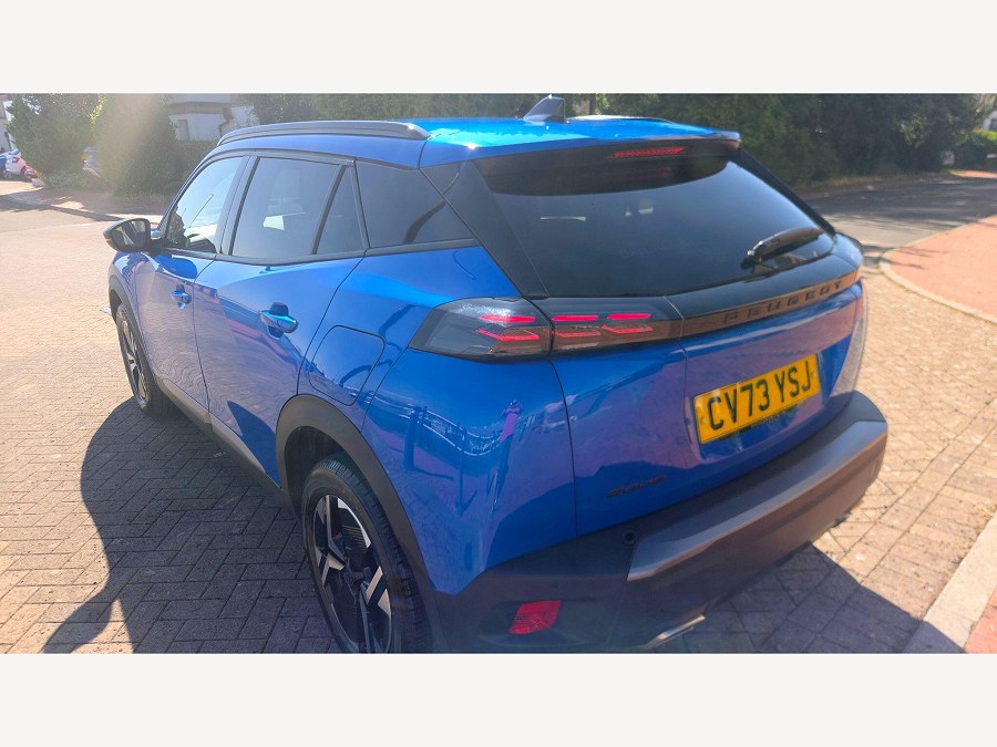 2023 Peugeot 2008 photo 13