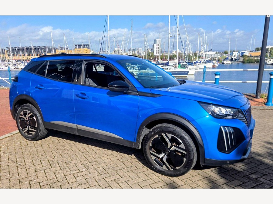 Peugeot 2008 photo 2