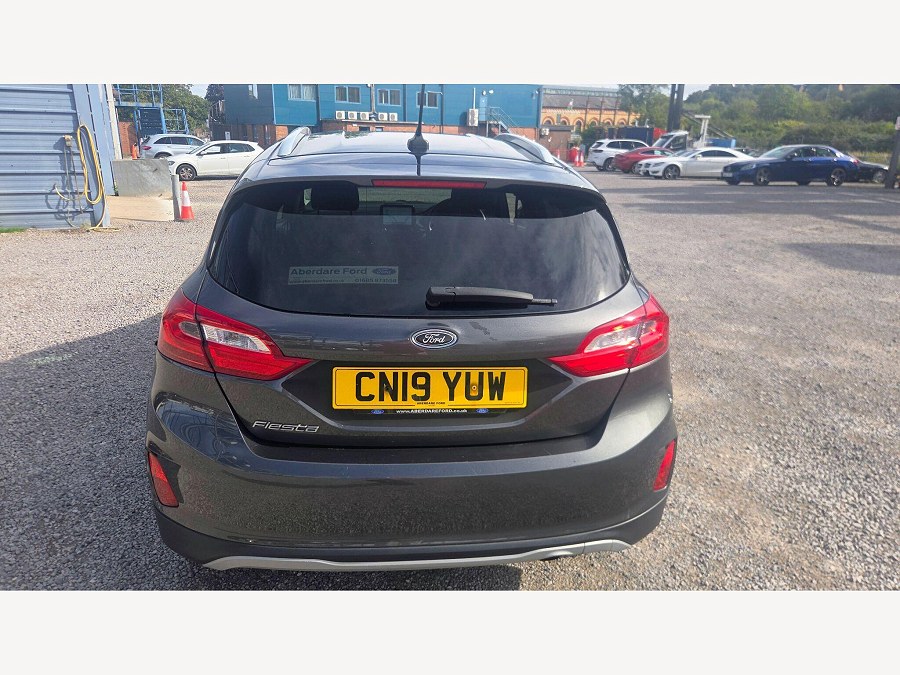 2019 Ford Fiesta photo 11