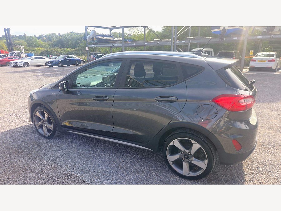 2019 Ford Fiesta photo 8