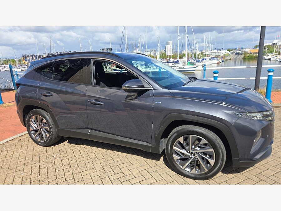 Hyundai TUCSON photo 2