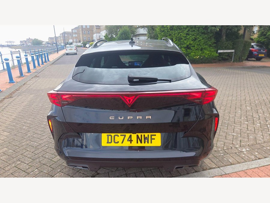 2025 CUPRA Formentor photo 11