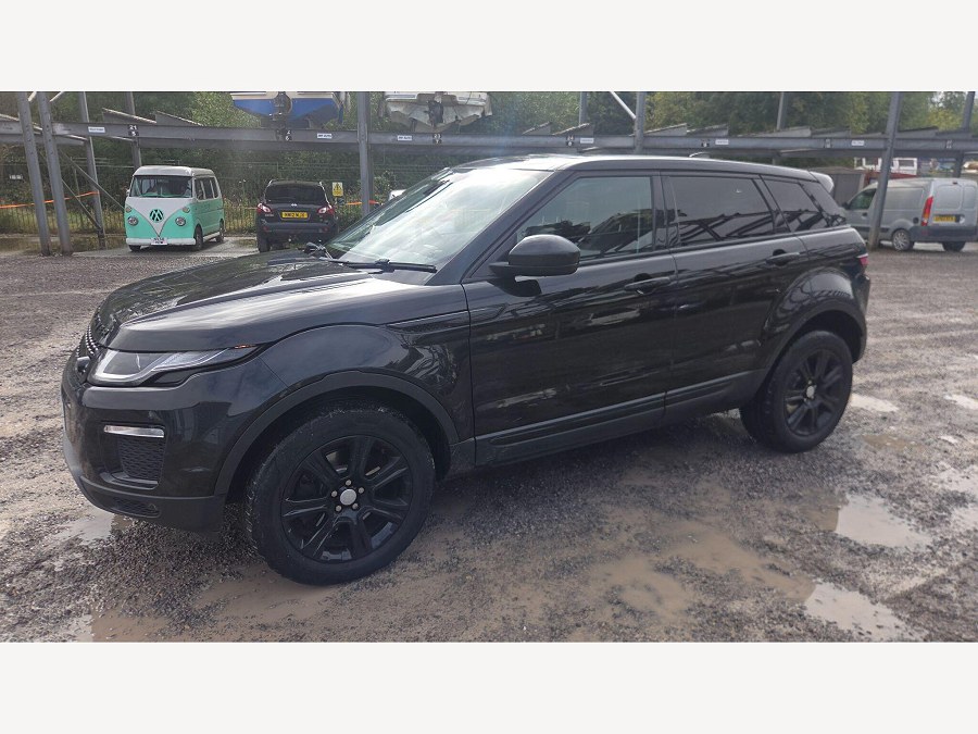 2019 Land Rover Range Rover Evoque photo 11