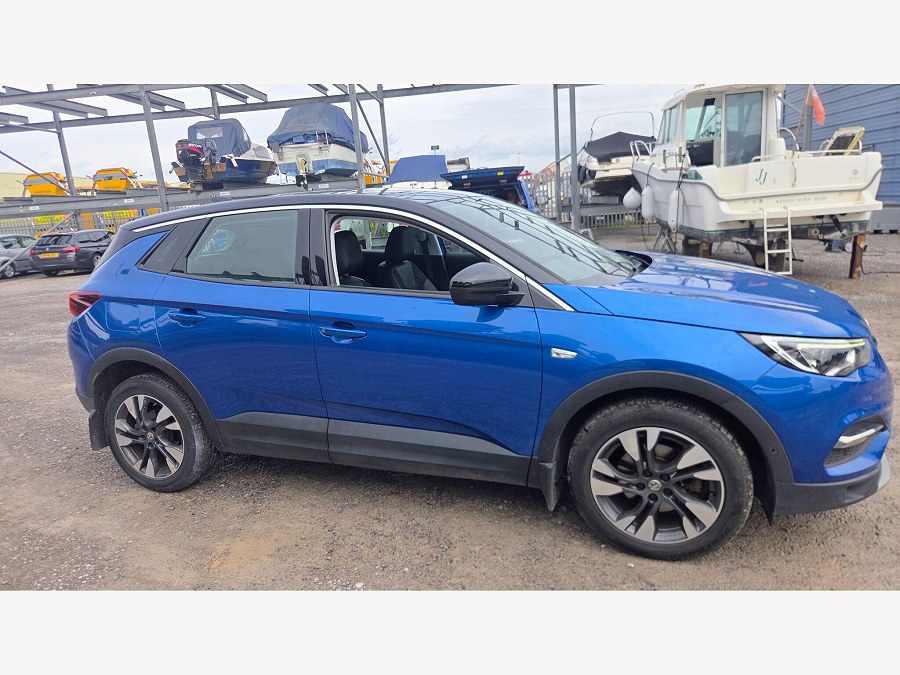 2019 Vauxhall Grandland X photo 1