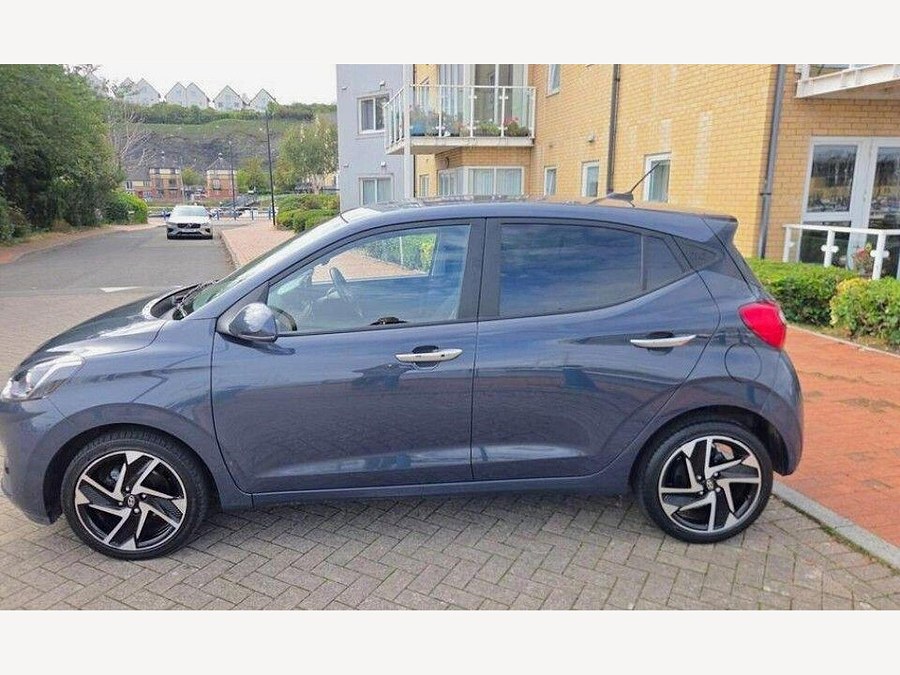 2025 Hyundai i10 photo 10