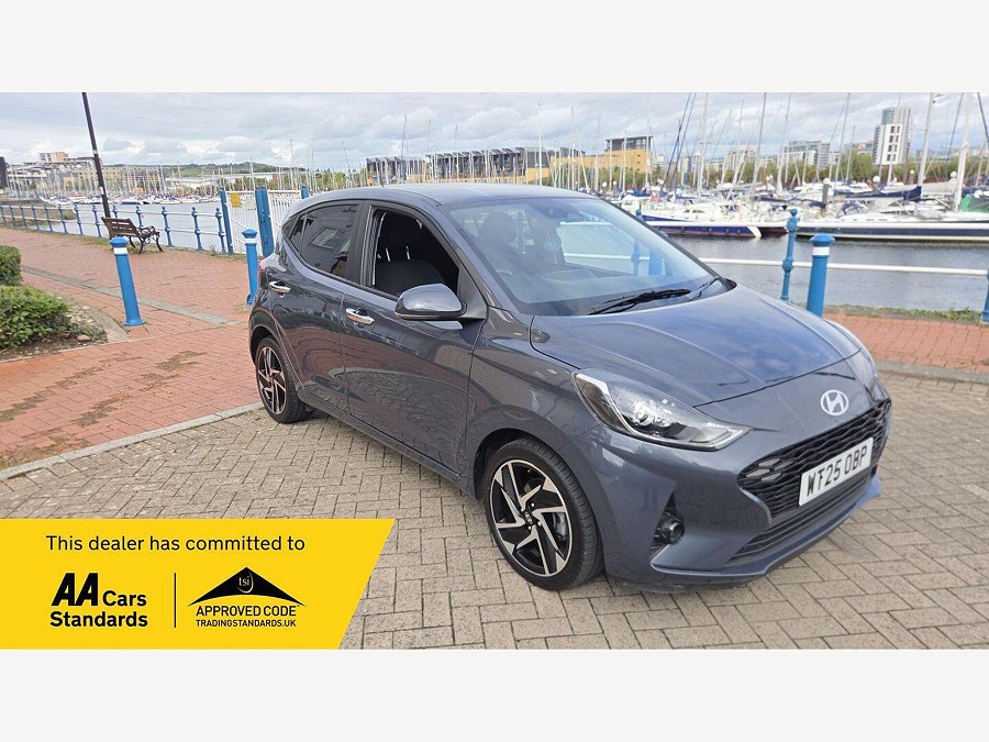 2025 Hyundai i10 photo 3