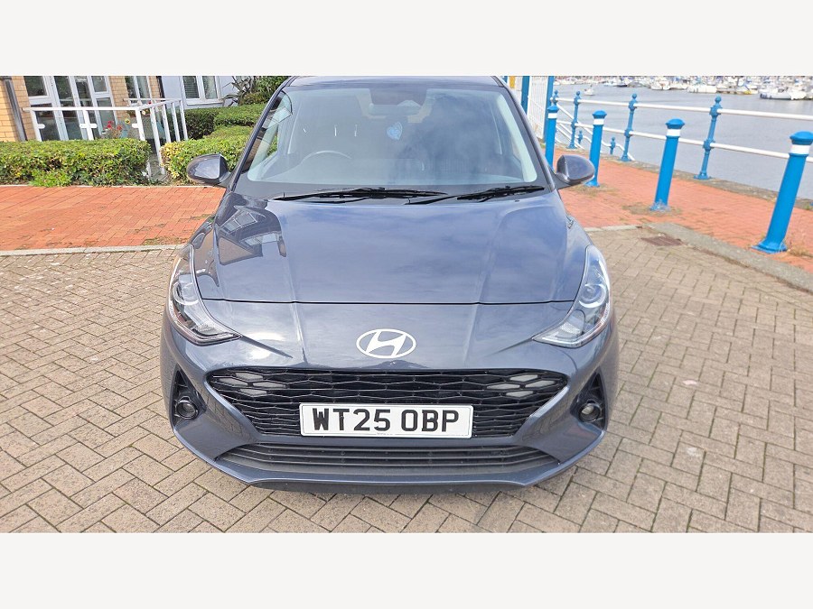 2025 Hyundai i10 photo 8