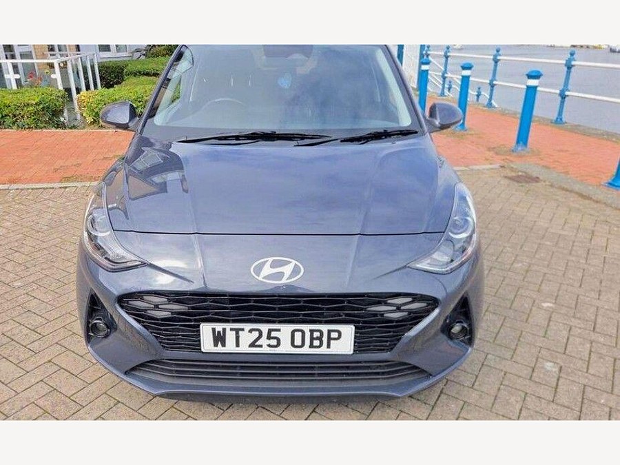 2025 Hyundai i10 photo 8