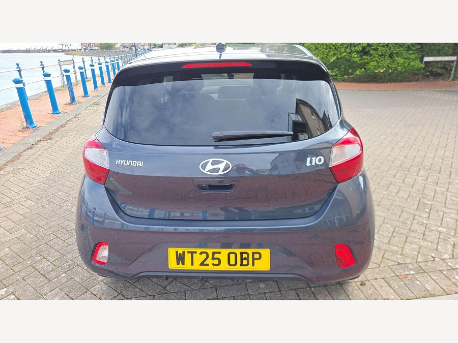 2025 Hyundai i10 photo 14