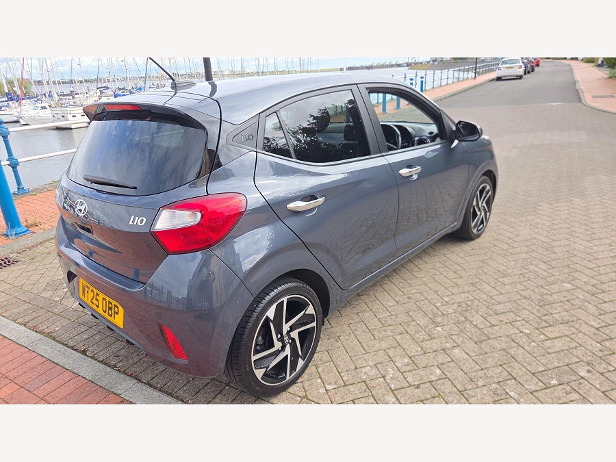 2025 Hyundai i10 photo 13