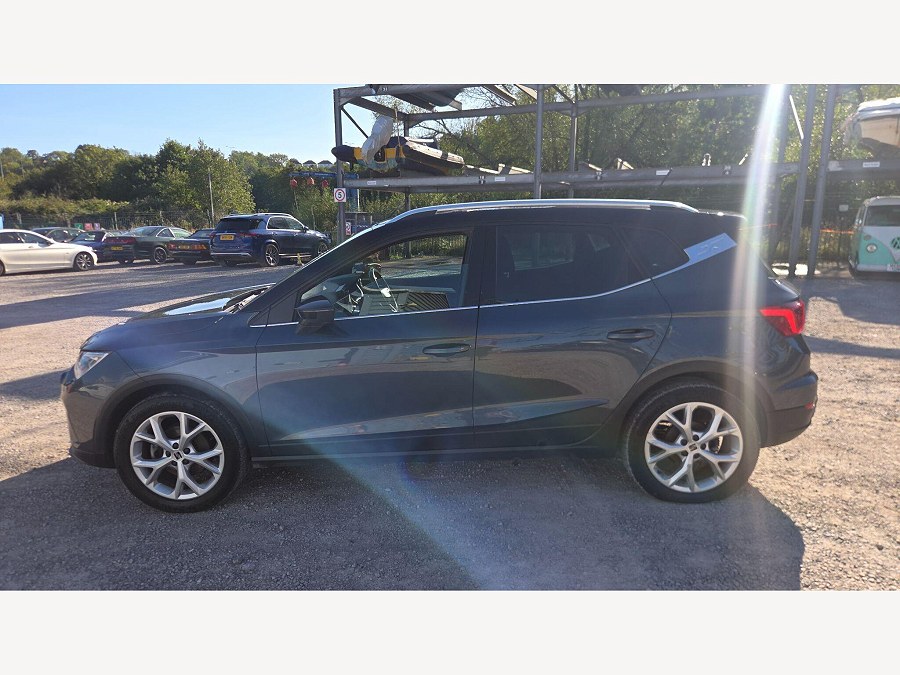 2023 SEAT Arona photo 8