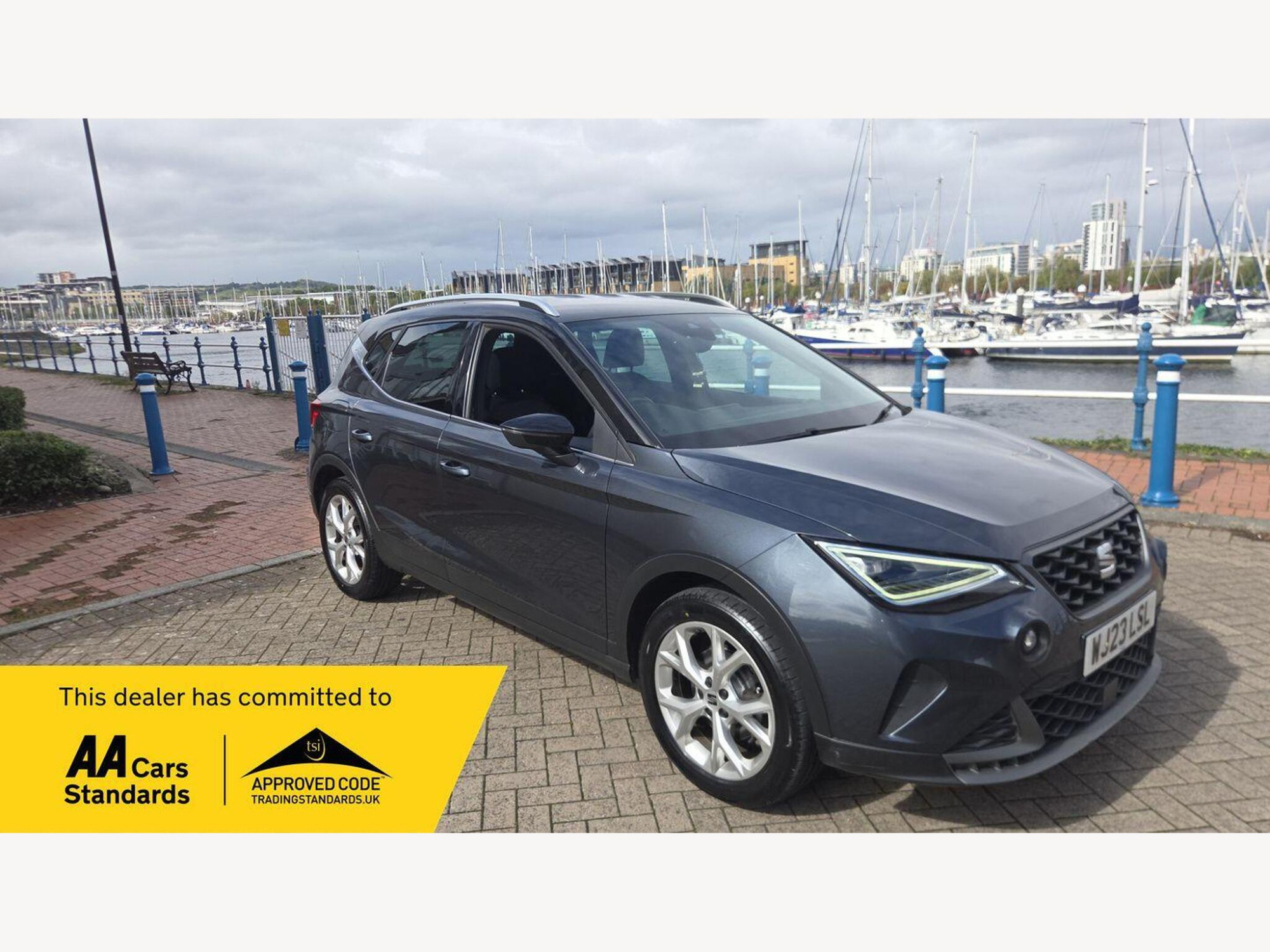 SEAT Arona photo 2