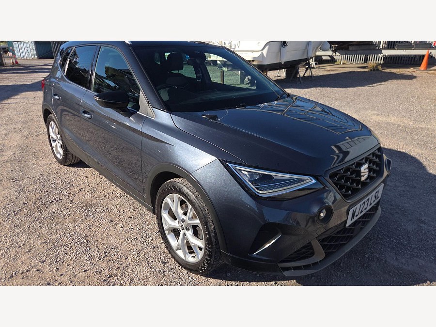 2023 SEAT Arona photo 5