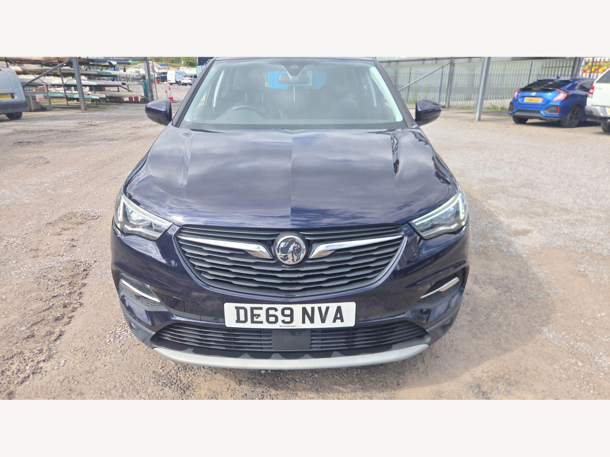 Vauxhall Grandland X photo 2