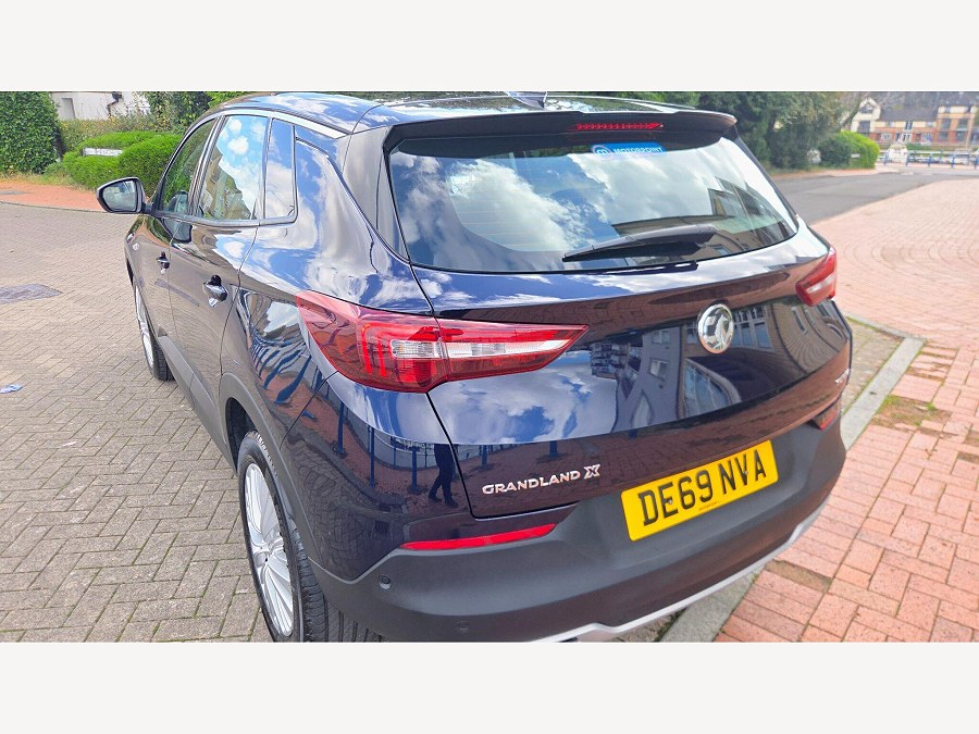 2019 Vauxhall Grandland X photo 13