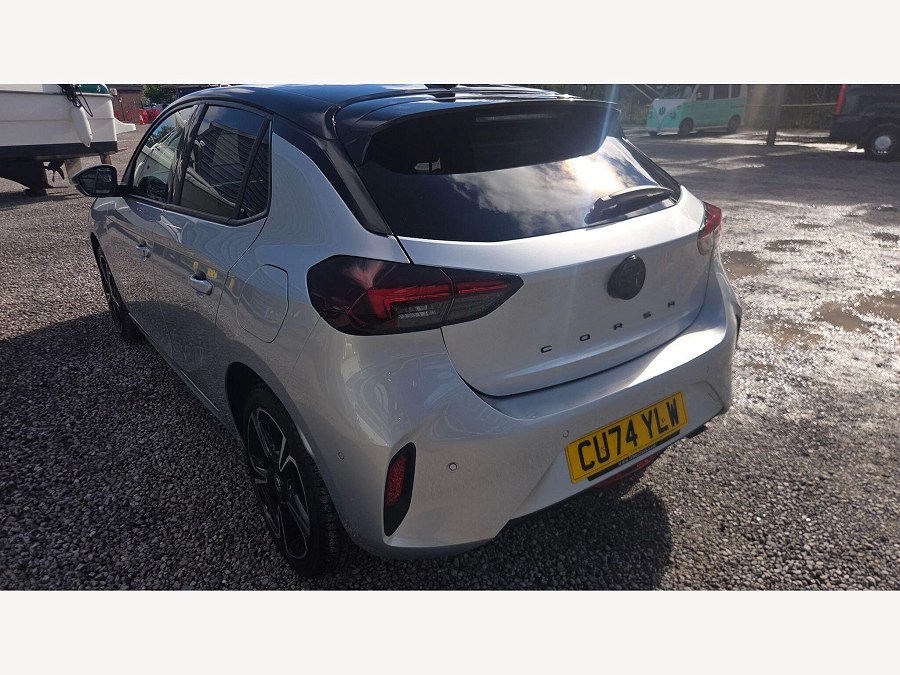 2024 Vauxhall Corsa photo 10