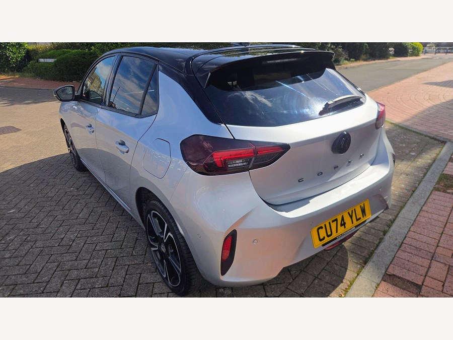 2024 Vauxhall Corsa photo 9