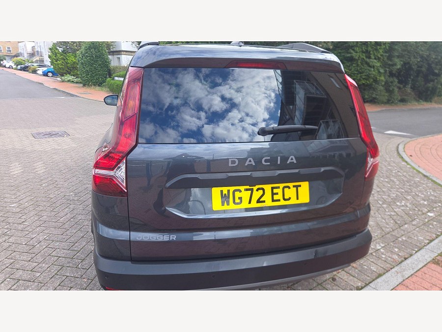 2022 Dacia Jogger photo 11