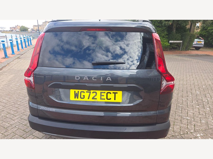 2022 Dacia Jogger photo 10