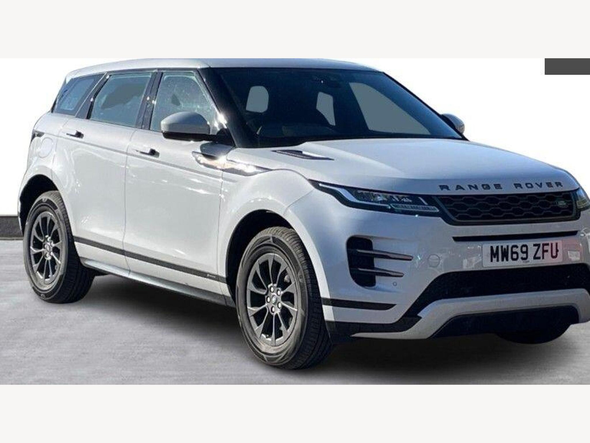 2019 Land Rover Range Rover Evoque 2.0 D150 R-Dynamic Auto 4WD Euro 6 (s/s) 5dr for sale at JRP Automotive