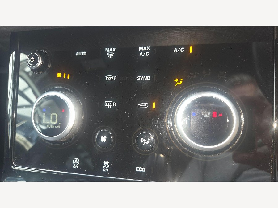 2020 Land Rover Range Rover Evoque photo 13