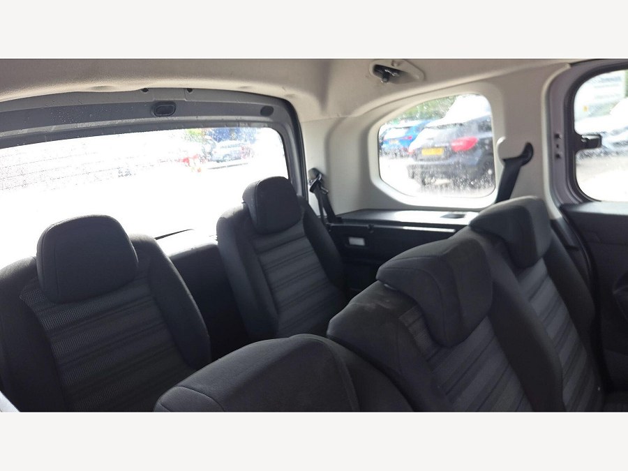 2019 Vauxhall Combo Life photo 11