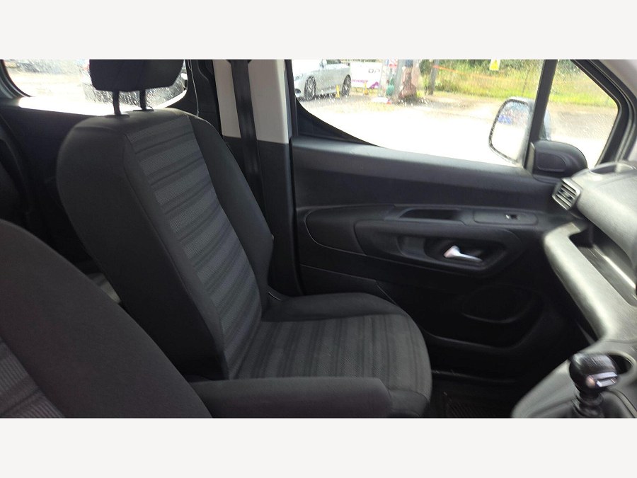 2019 Vauxhall Combo Life photo 13