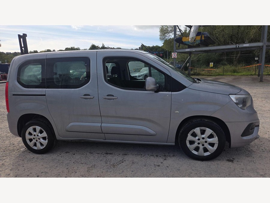2019 Vauxhall Combo Life photo 10