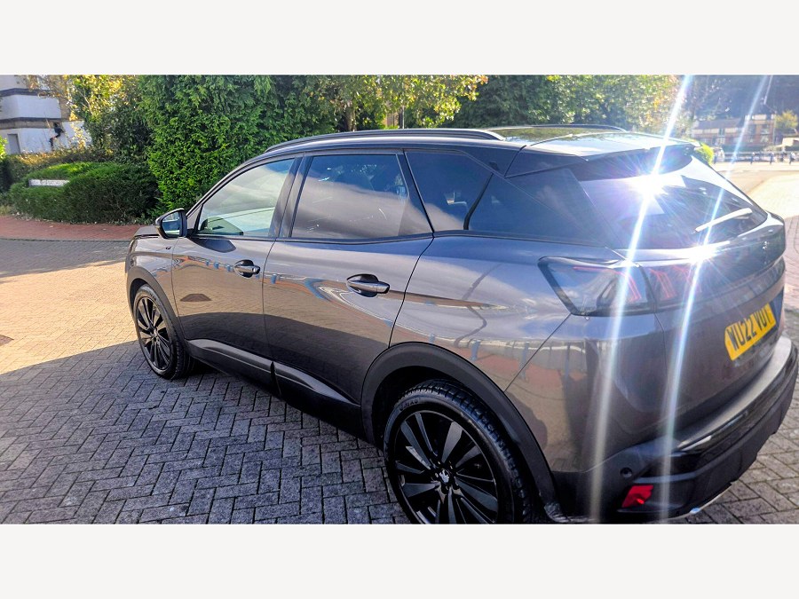 2022 Peugeot 3008 photo 9