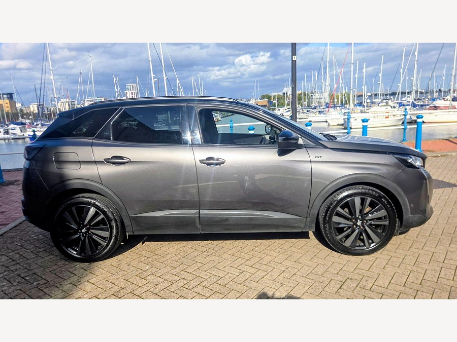 2022 Peugeot 3008 photo 13