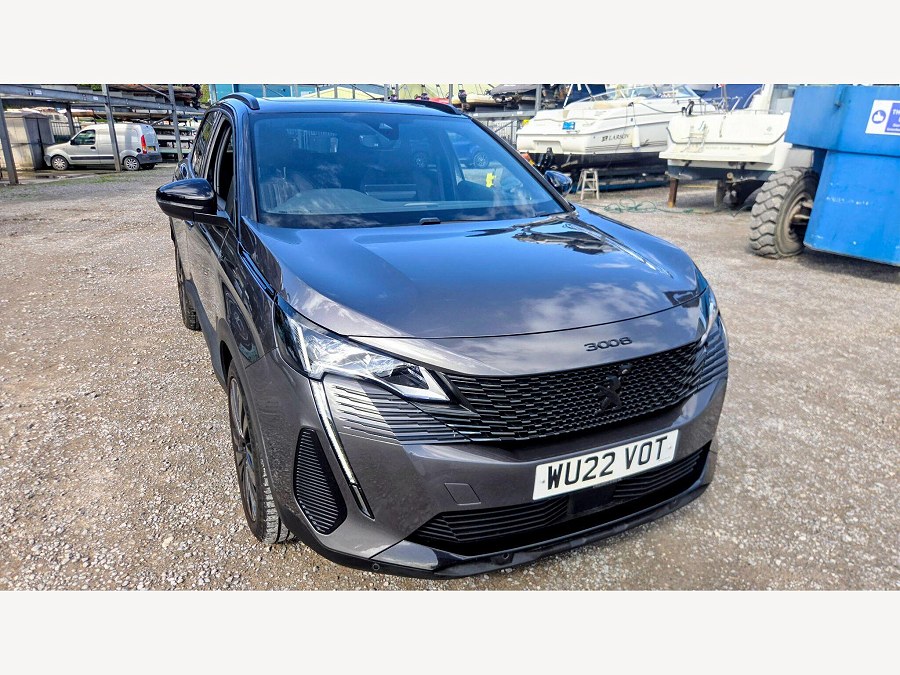 2022 Peugeot 3008 photo 3