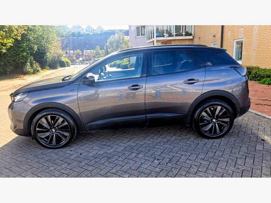 2022 Peugeot 3008 photo 8