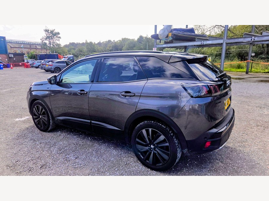 2022 Peugeot 3008 photo 11